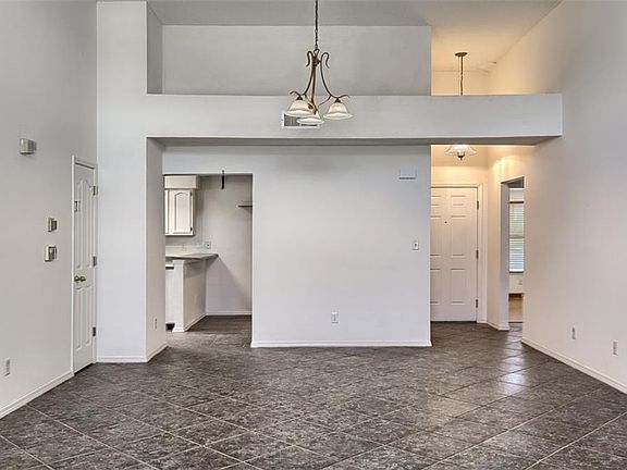 4th image of 3336 Tierra Nevada Dr