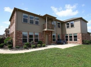 8135 Gran Villa Dr, Cypress, TX 77433