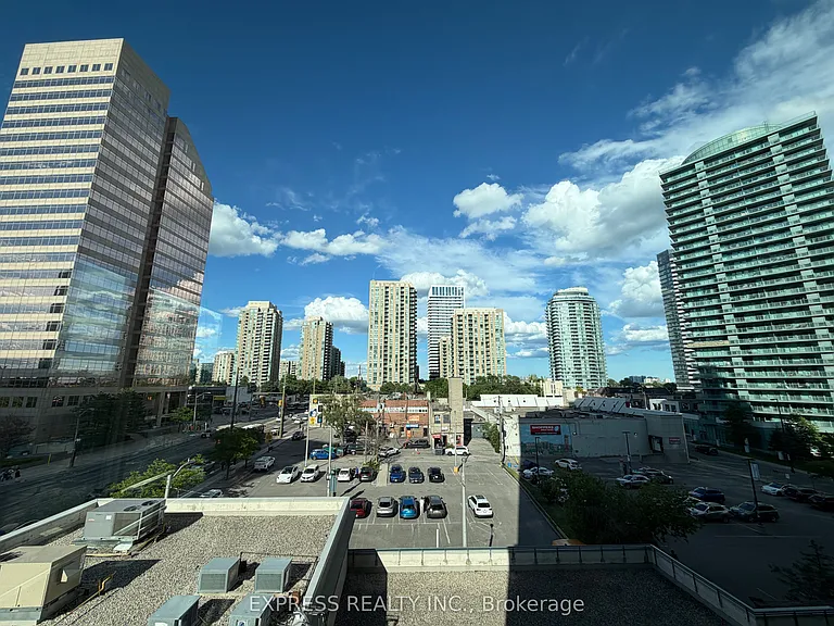 7 Lorraine Dr #612 — Photo 22