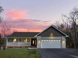 9818 Ridgecrest Dr, Hillsboro, MO