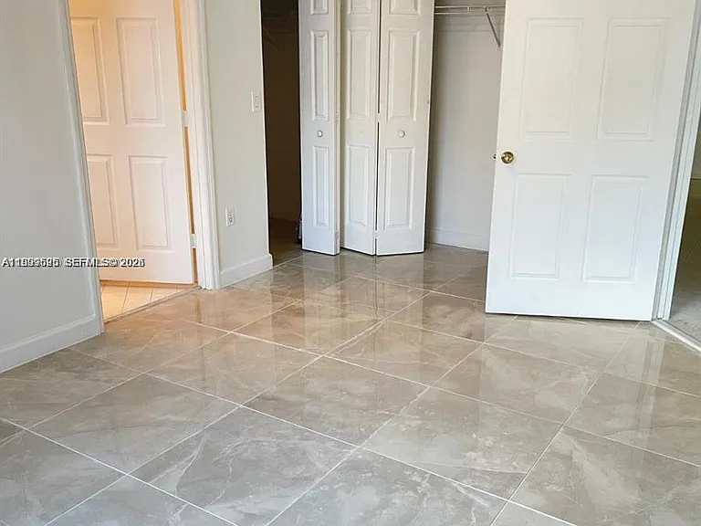 8784 SW 213th Ln — Photo 9