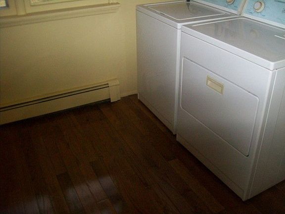 5th image of 184 Robinwood Dr