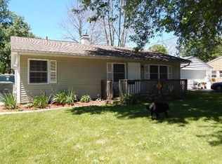707 Cedar Ct, Valparaiso, IN 46383