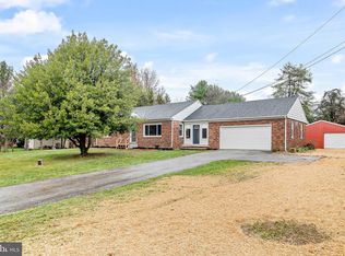 6250 Thoman Dr, Spring Grove, PA 17362