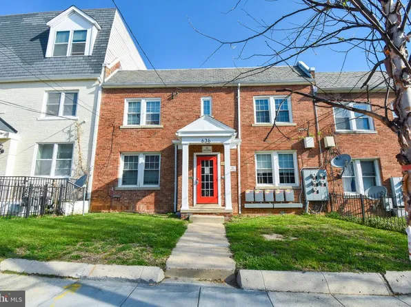 636 Girard St NE, Washington, DC 20017