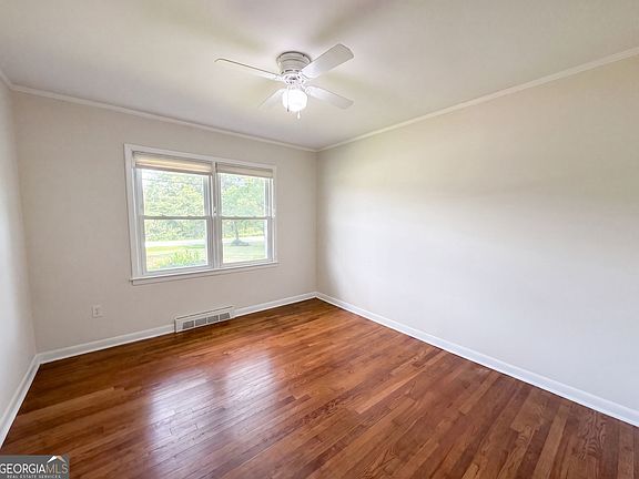 4th image of 267 Decatur Rd
