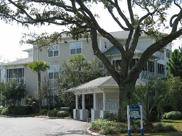 2nd image of 1704 Frederica Rd APT 232