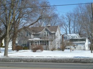 703 Whitewater Ave, Fort Atkinson, WI 53538