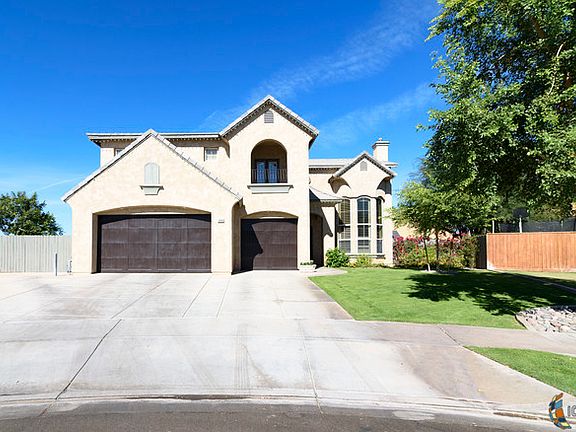 2nd image of 2690 Elm Cir