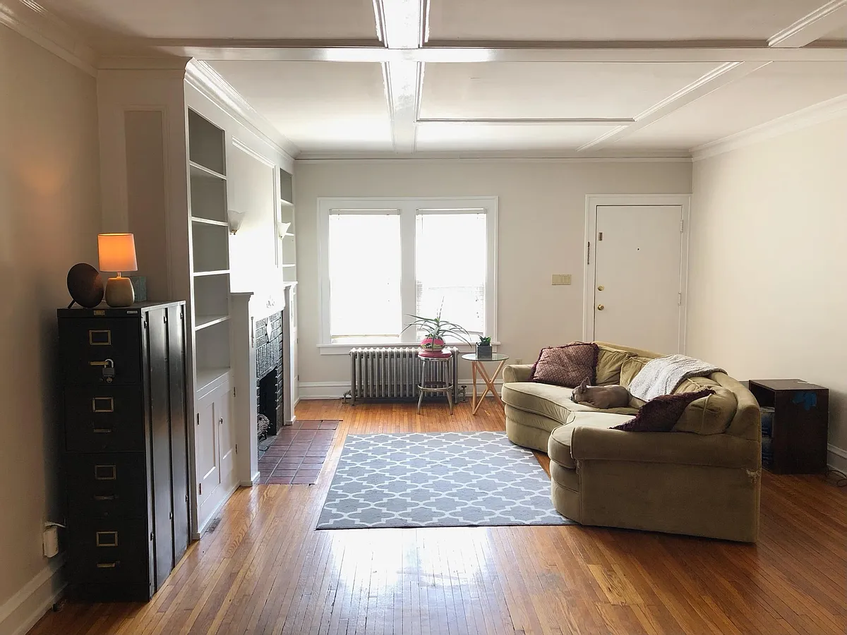 Building Photo - 9414 Clifton Blvd #1