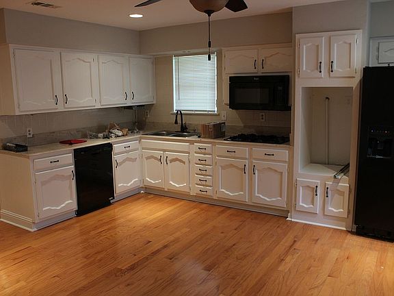 Large Kitchen