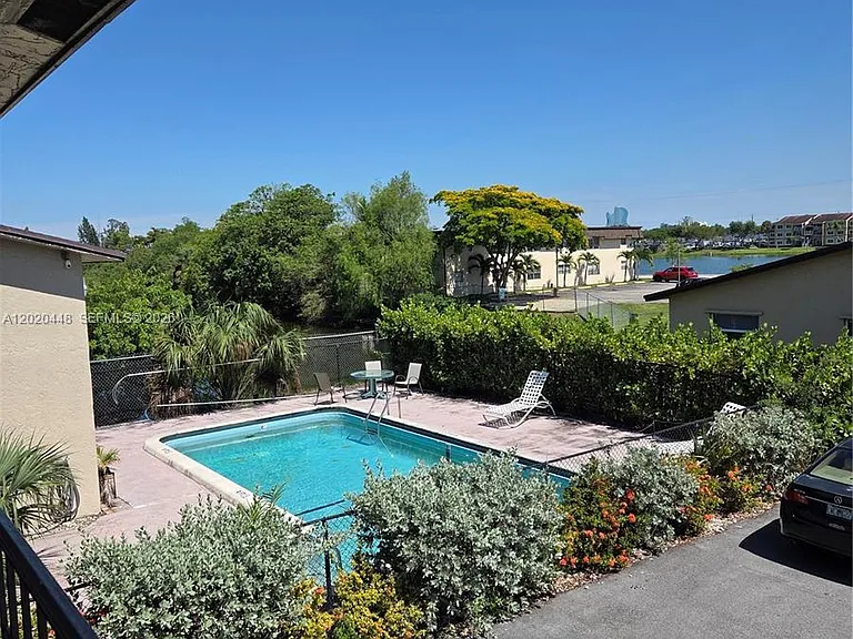 4030 SW 61st Ave #6 — Photo 15