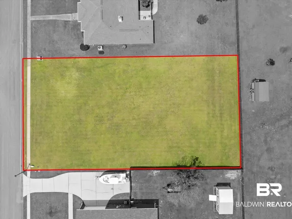 8284 Amanda Ln, Irvington, AL 36544