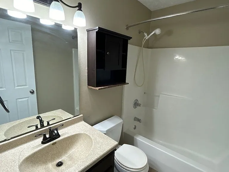 4122 Calder Dr — Photo 8