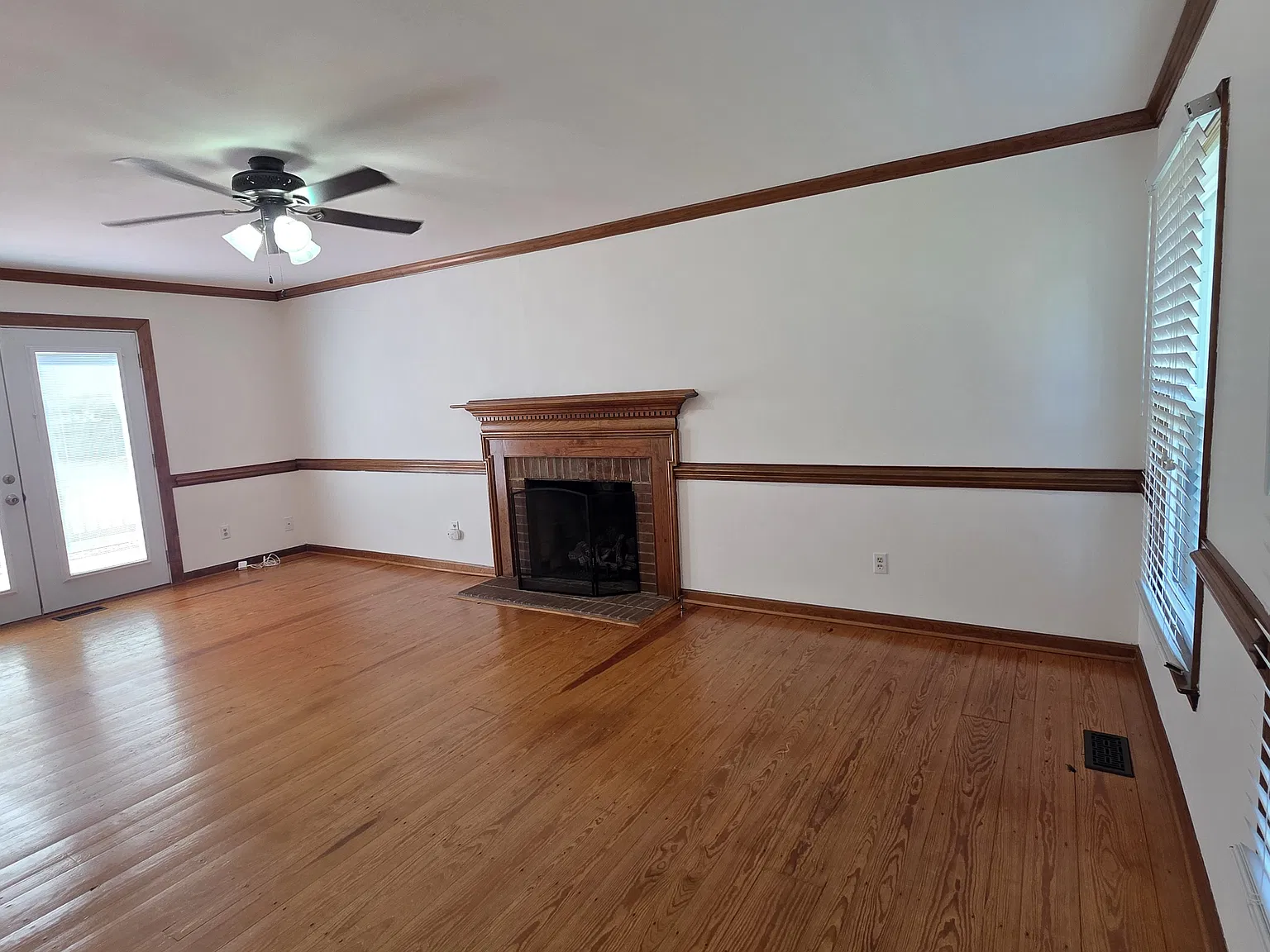 3 bed, 1557 sqft, $3,500 — Photo 4