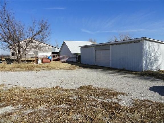 5th image of 2600 E 12th St