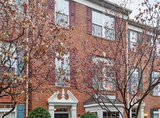 1626 Hunting Creek Dr, Alexandria, VA 22314