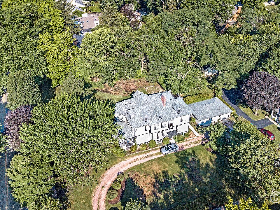 2nd image of 953 Western Ave