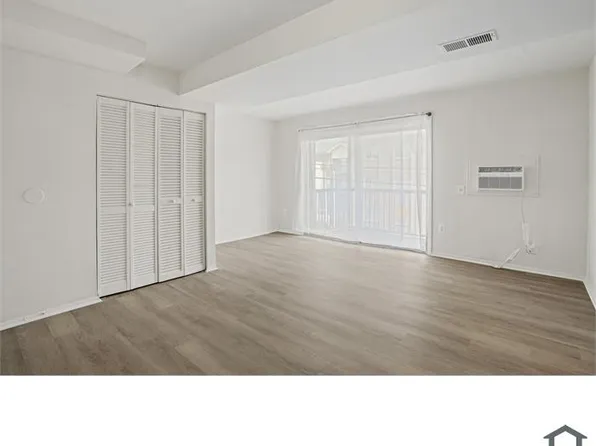 351 53rd St SE #1, Washington, DC 20019