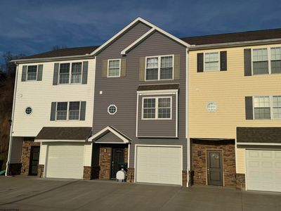 102 Northern Heights Dr #102, Clarksburg, WV, 26301