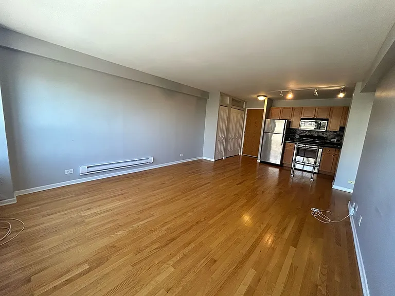 4180 Marine Terrace Apartments — Photo 7