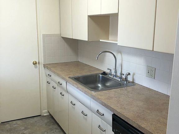 5th image of 1357 N Williams St APT 308