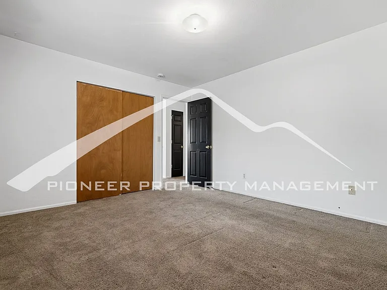 2902 W Short Pl — Photo 11