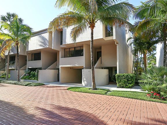 2nd image of 2335 S Ocean Boulevard #E-16