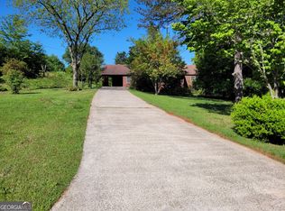 371 N Red Hollow Rd, Martin, GA 30557