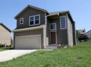 713 Marguerite St, Kearney, MO 64060