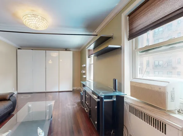 94-10 64th Road image 4 of 16