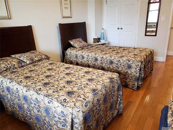 5th image of 61-15 97th St APT 4D