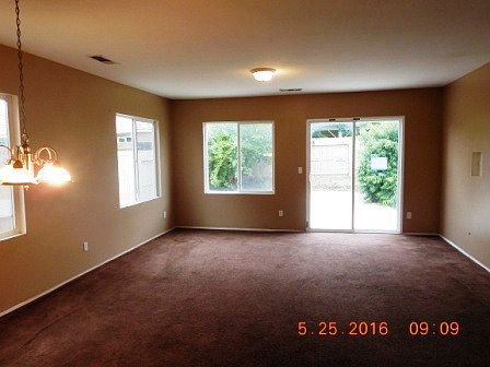 Additional Living Room