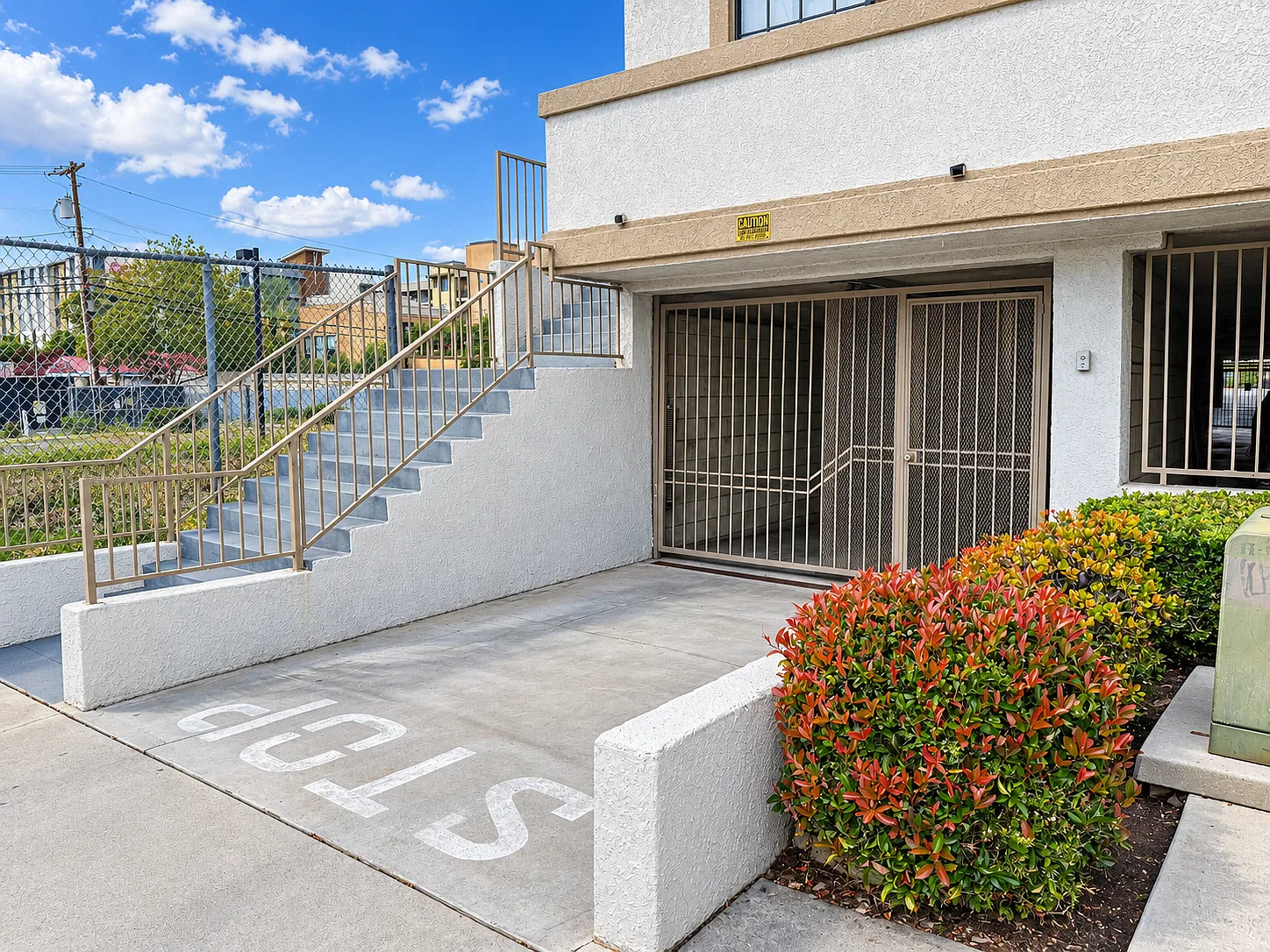 2 bed, 965 sqft, $2,650 — Photo 2