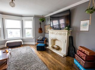 3509 W Wrightwood Ave #2F, Chicago, IL 60647