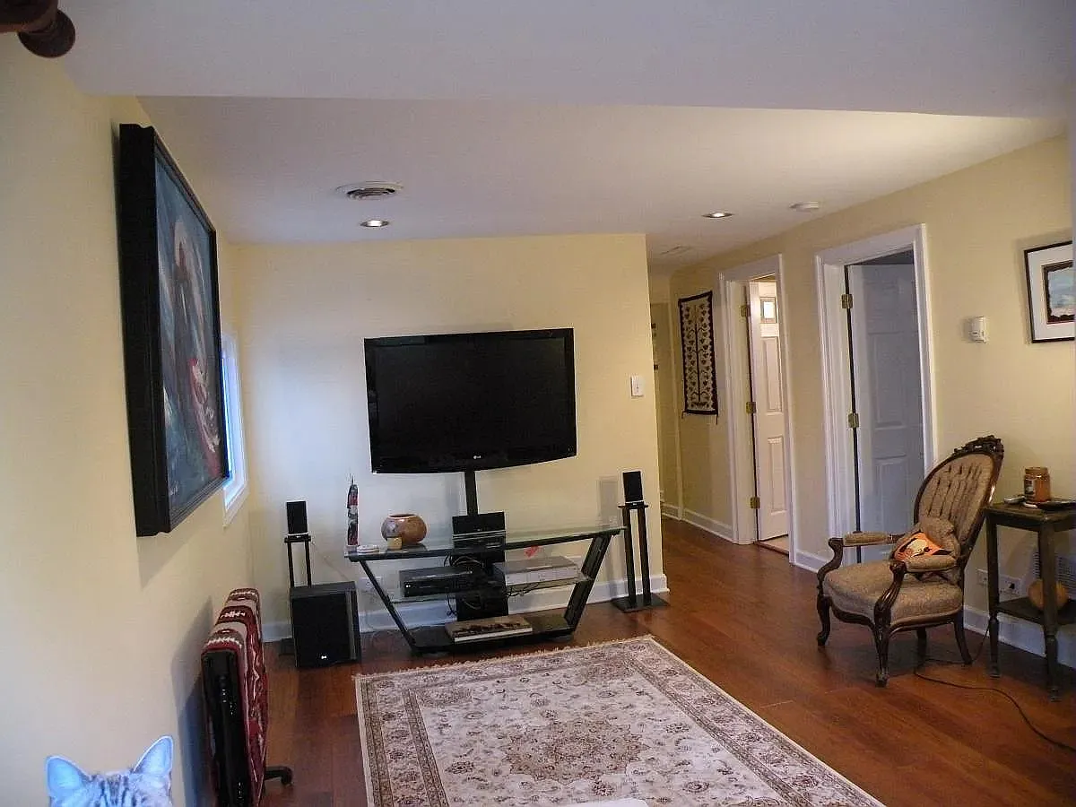 4006 Grant St — Photo 3