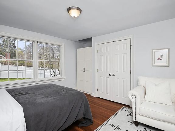5th image of 197 Wilton Rd