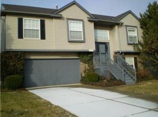 4577 Christina Dr, Ypsilanti, MI 48197
