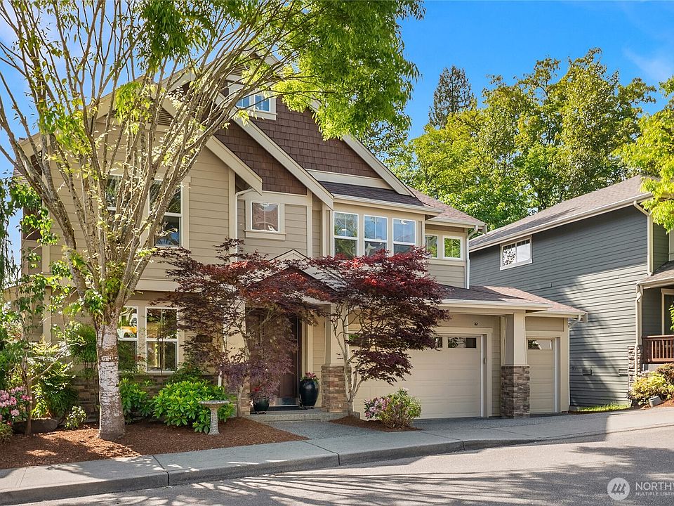 1st image of 10337 155th Avenue NE