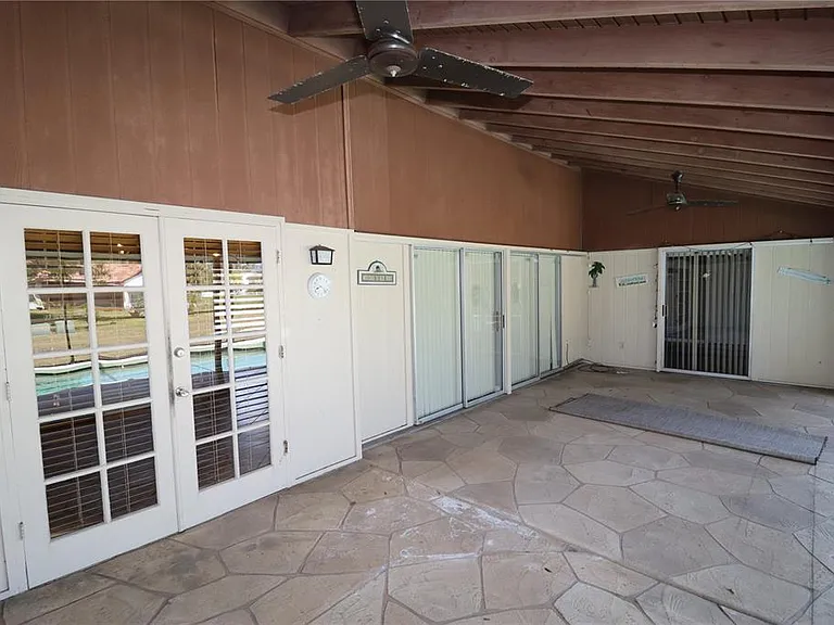 5182 Wilton Ct — Photo 13