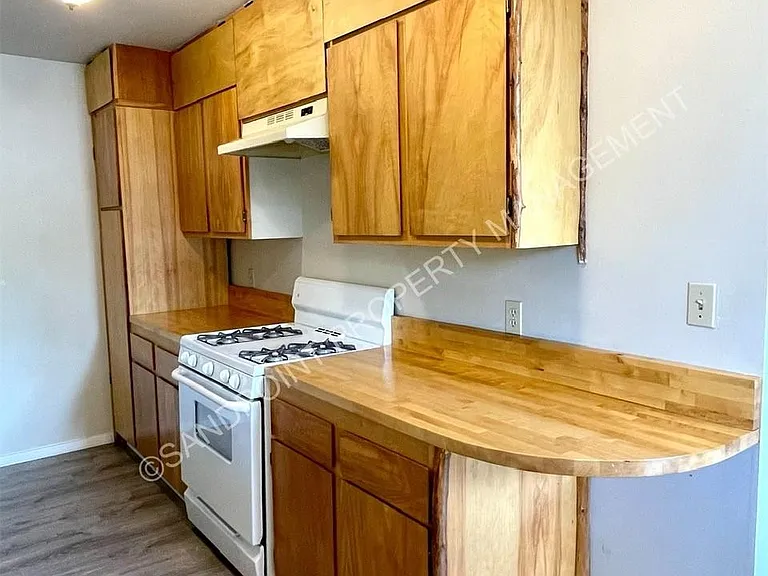 35 Hillcrest Dr — Photo 16