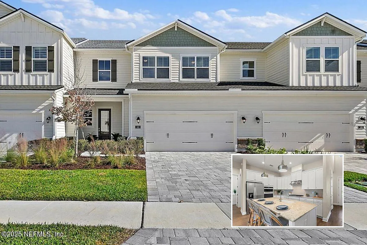 3 bed, 2.5 bath, 2272 sqft, $3,600 — Photo 1