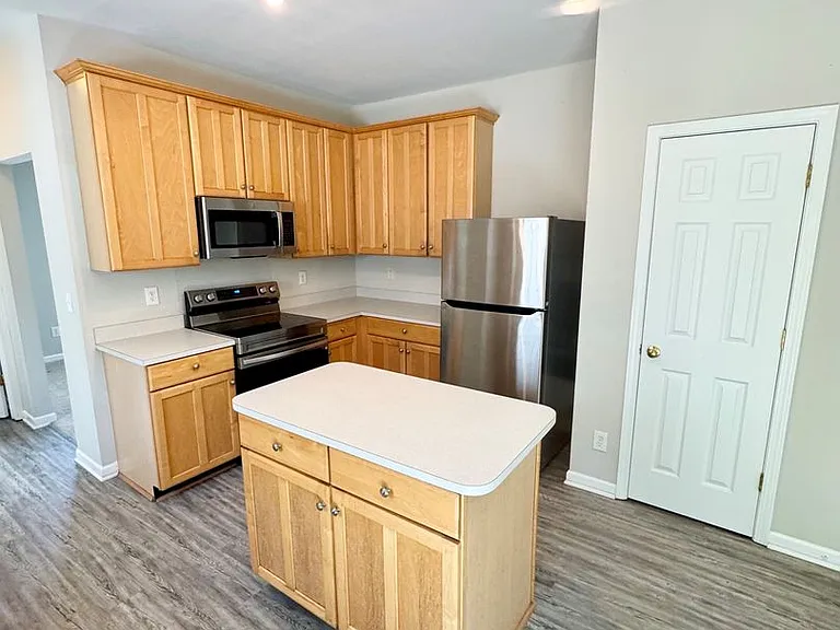9413 Thatcher Hall Ct — Photo 3