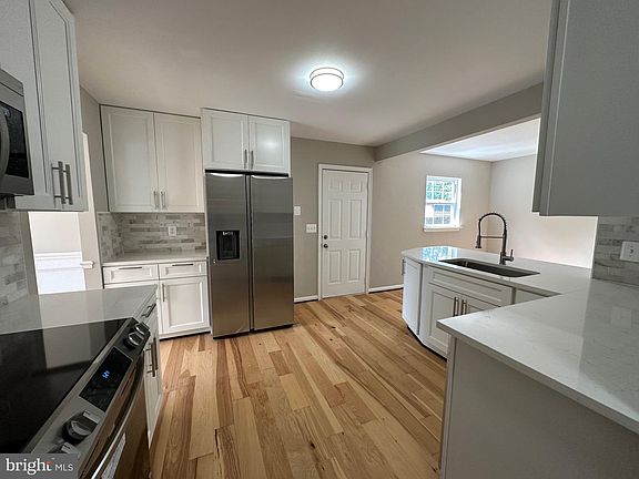 5th image of 11705 McGinty Dr