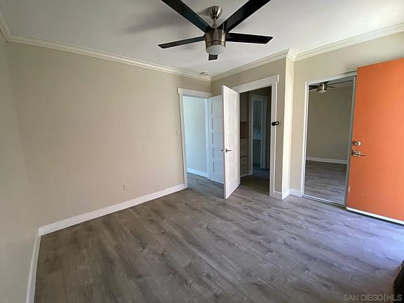 5th image of 285 S Mollison Ave