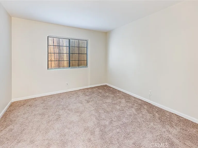 5546 McLennan Ave — Photo 17
