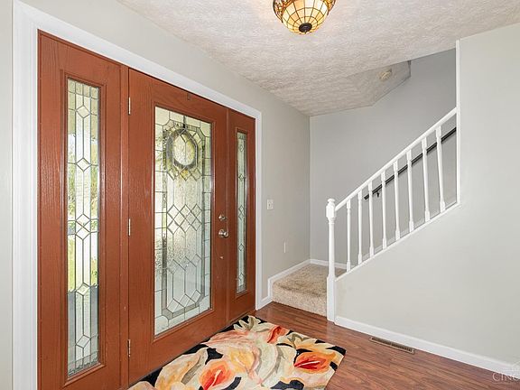 2nd image of 552 Greenlea Dr