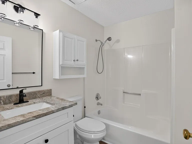 1055 Westfield Trce SE — Photo 25