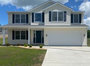 160 Buttercup Ln, Beaver Falls, PA 15010