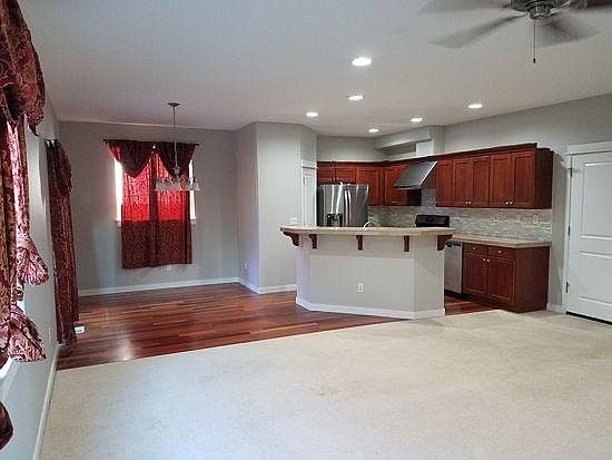 2nd image of 153 NE 72nd Ave